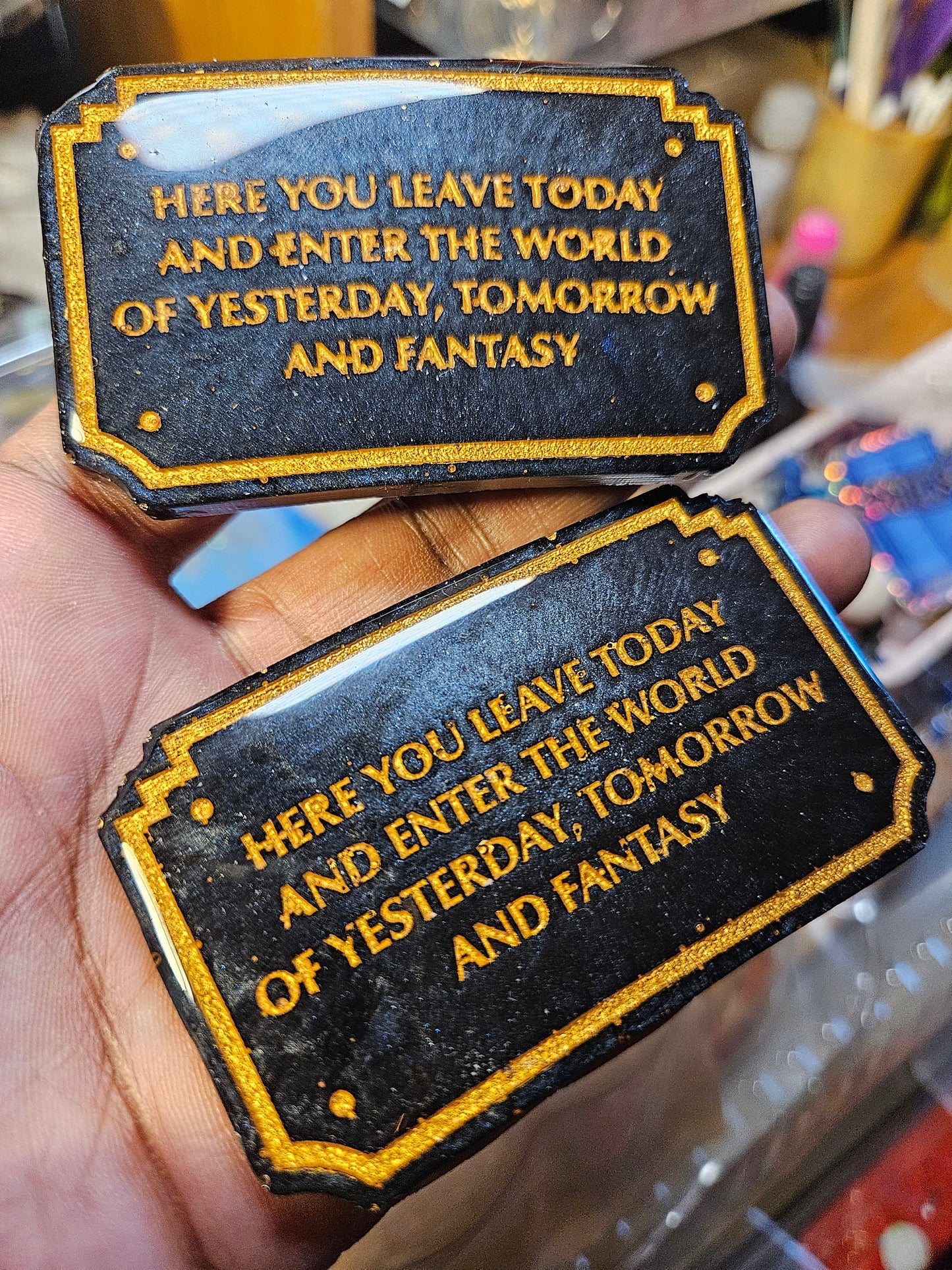 Welcome plaque magnet