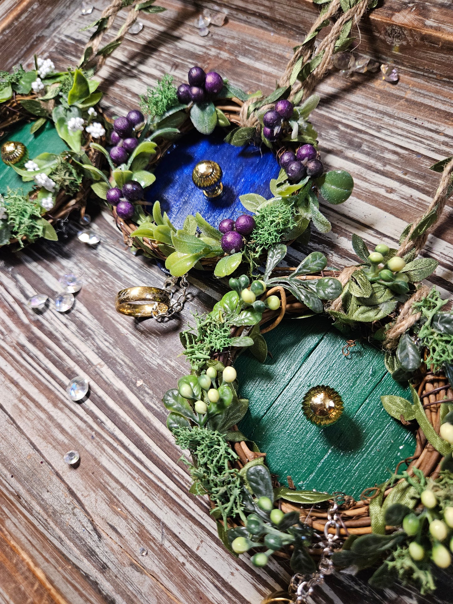Mini shire door wreath
