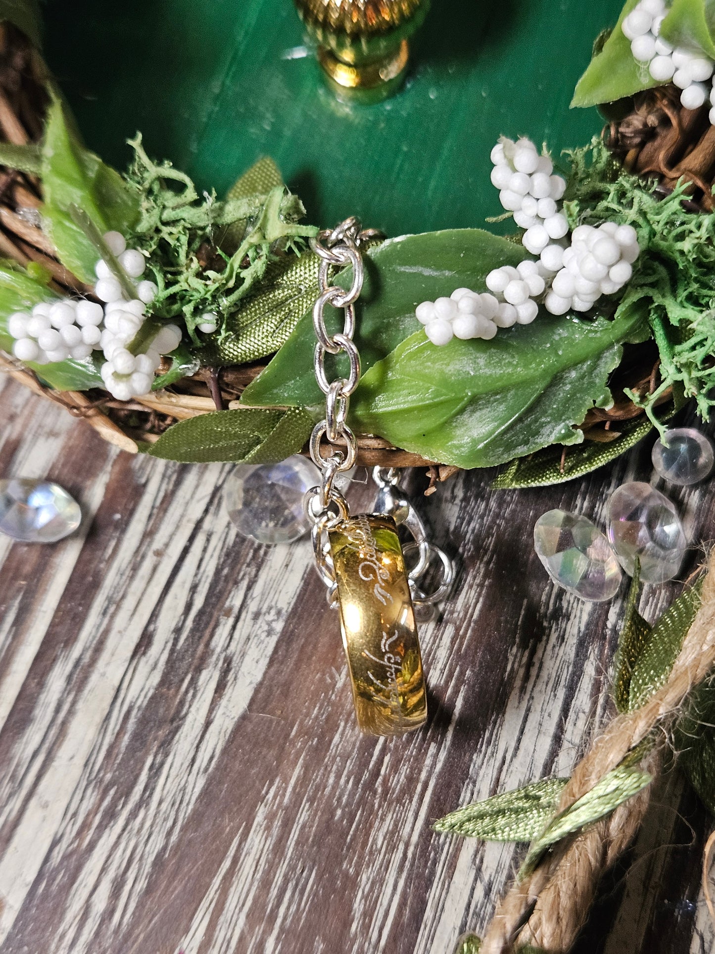 Mini shire door wreath